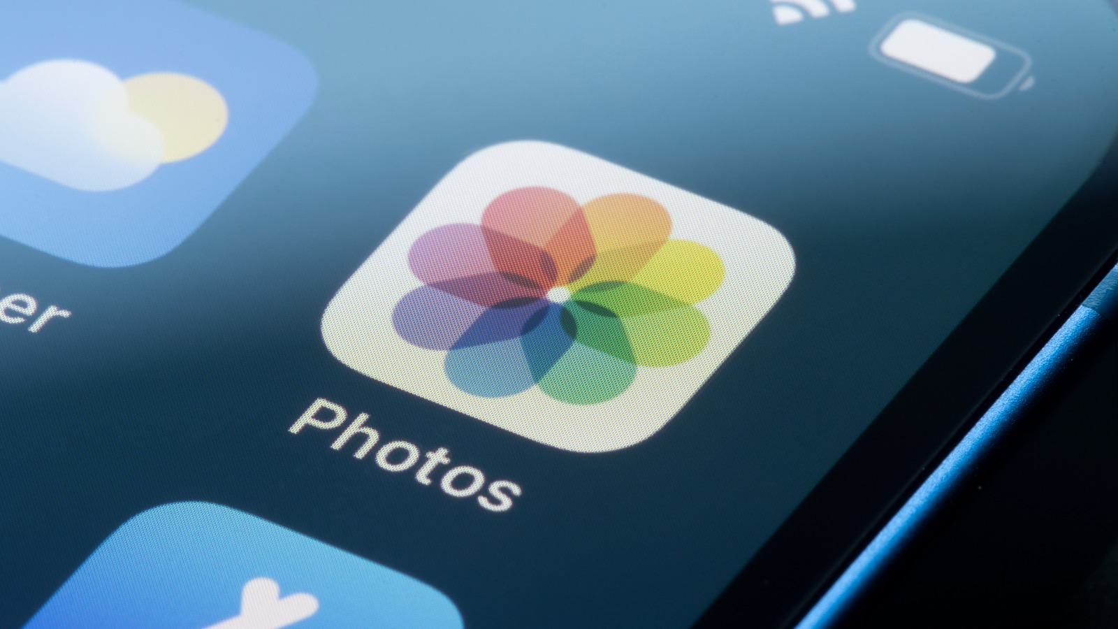 The Simple iPhone Hack To Share Photos You Probably Didn’t Know About