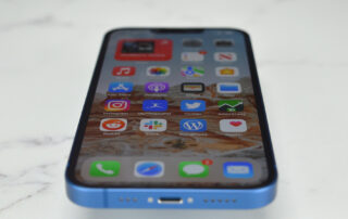 iPhone 14 Pro new display highlighted in Apple ad, leak suggests