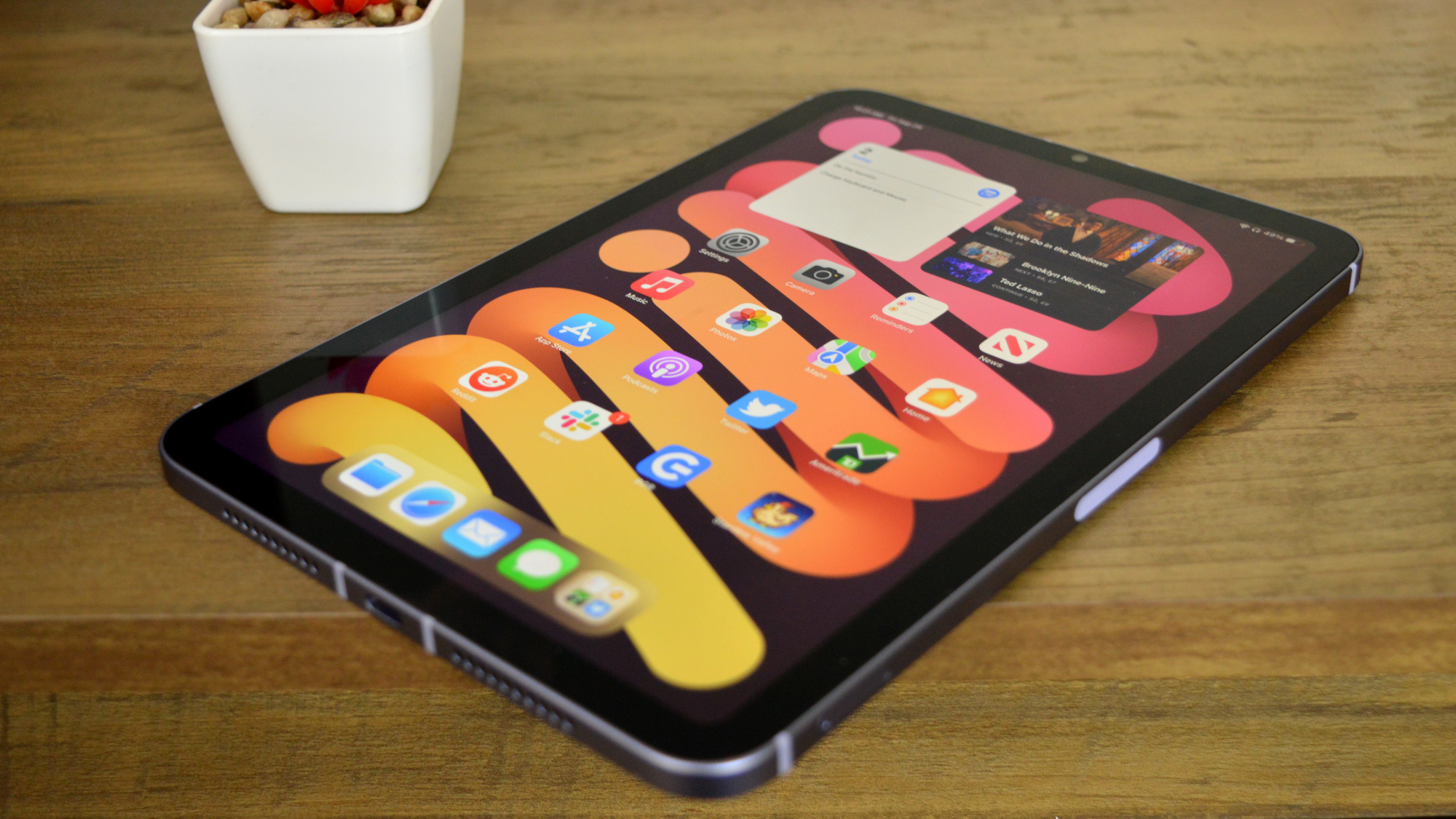 Here’s why we’ll get a foldable iPad or MacBook before a foldable iPhone