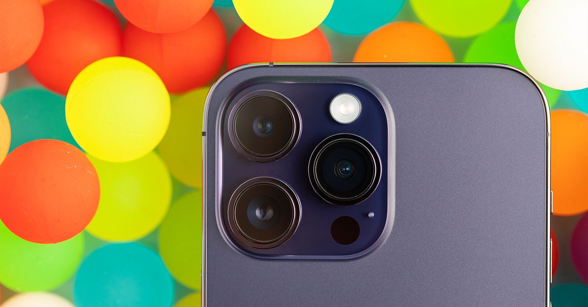 The 2x “lens” on the iPhone 14 Pro is surprisingly good