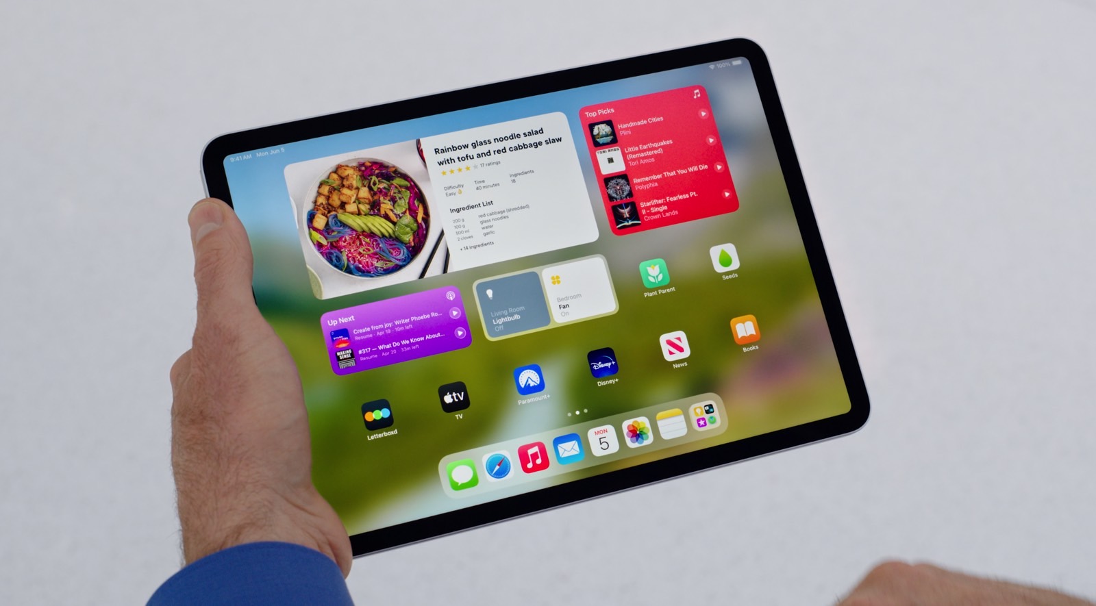 Interactive widgets on iPad via iPadOS 17.