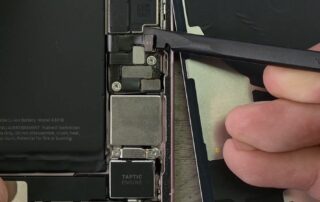 iFixit offers us a microscopic look inside the iPhone 15