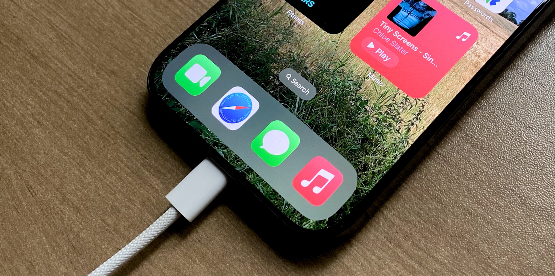 iOS 18.2 How to fast charge iPhone 16 Pro Max / USB-C