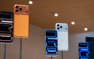 First iPhone 17 Pro Max Drop Test: Glass Survives Everything, Even Being Thrown In The Air