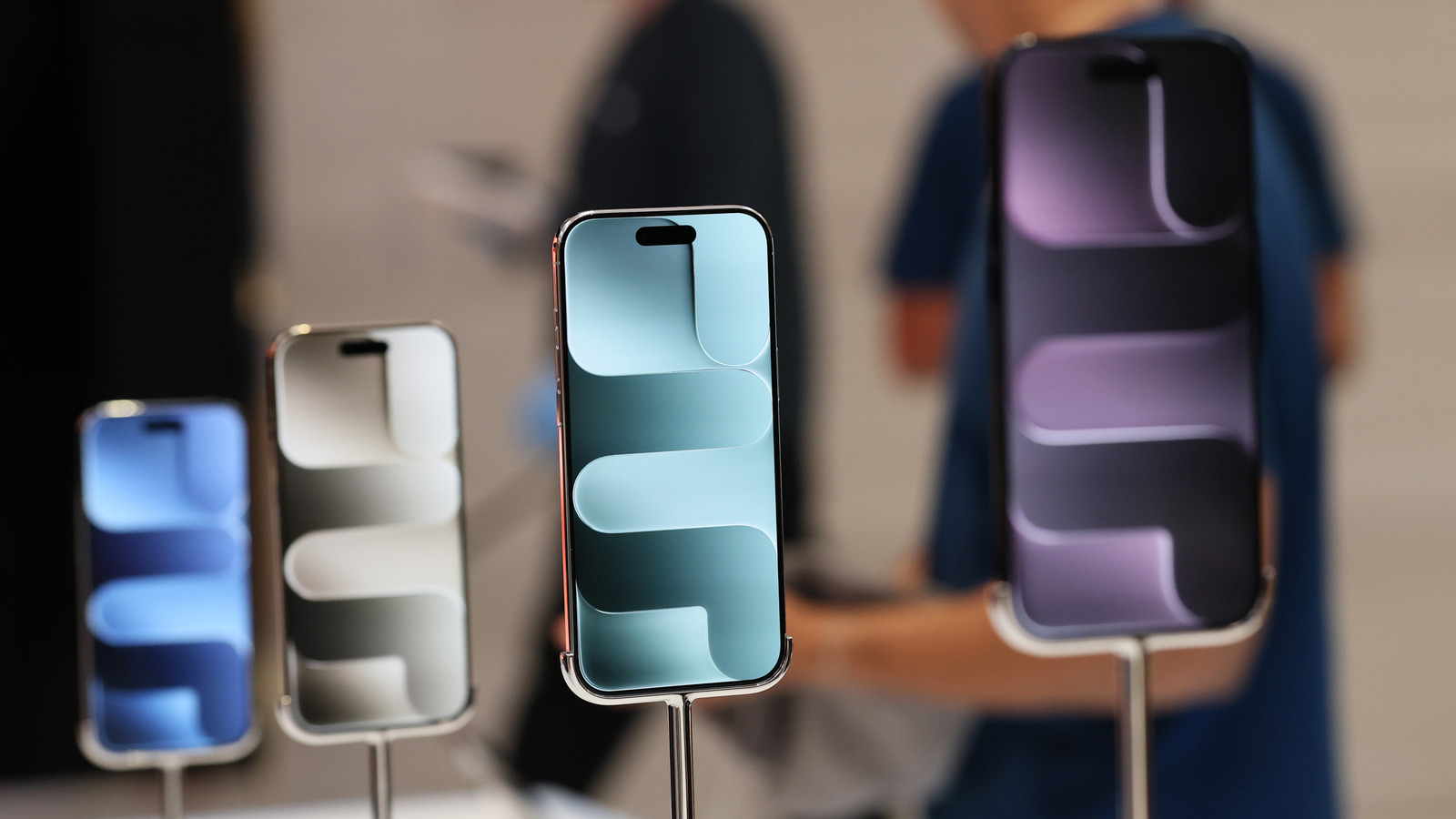 iPhone Air Charges Slower Than Other iPhone 17 Models: Here Are The Speeds You Can Expect