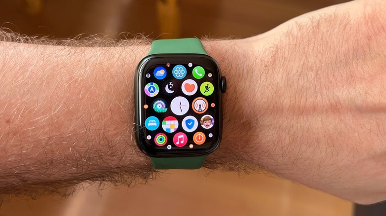 Apple Watch Series 7's App Library