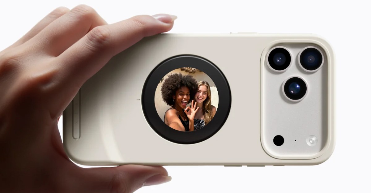 This iPhone case with a second screen lets you snap selfies with its rear cameras