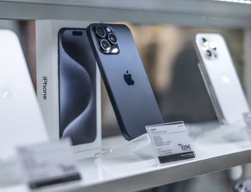 Apple’s Foldable iPhone Might Launch In Just One Color